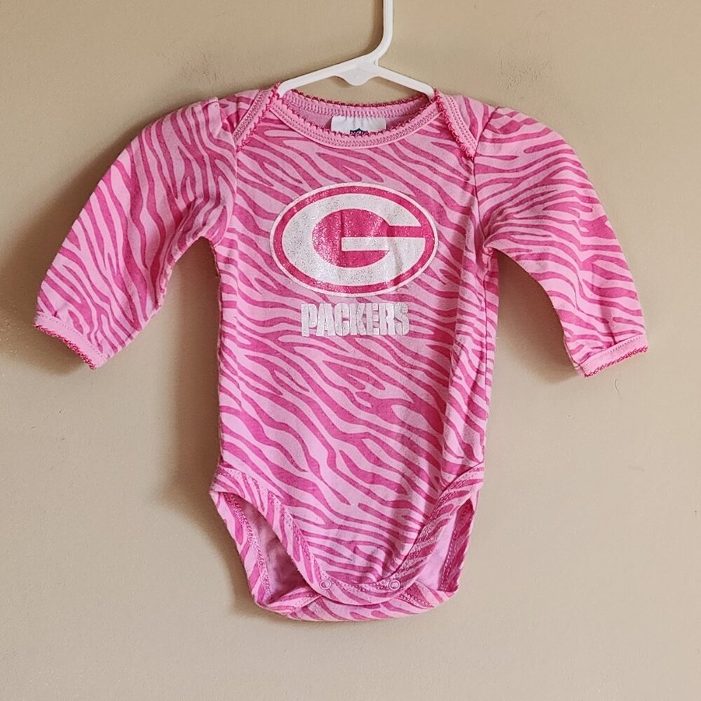 NFL Packers Pink Baby Girl Long Sleeve Onesie. Size 3-6 Months